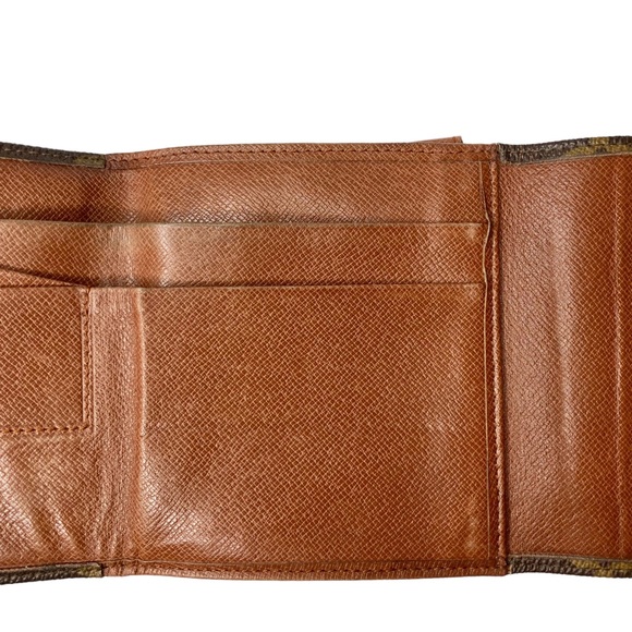 Authentic Louis Vuitton Vintage Compact Elise Brown Monogram Wallet 1980โs - Picture 9 of 16
